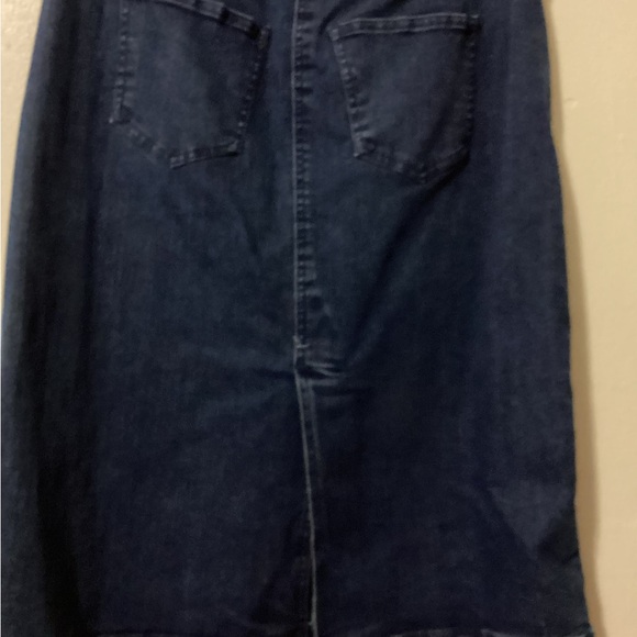 Woman Within 5 pocket Classic Denim Skirt 12 W …Stretch band around waist - Picture 4 of 8